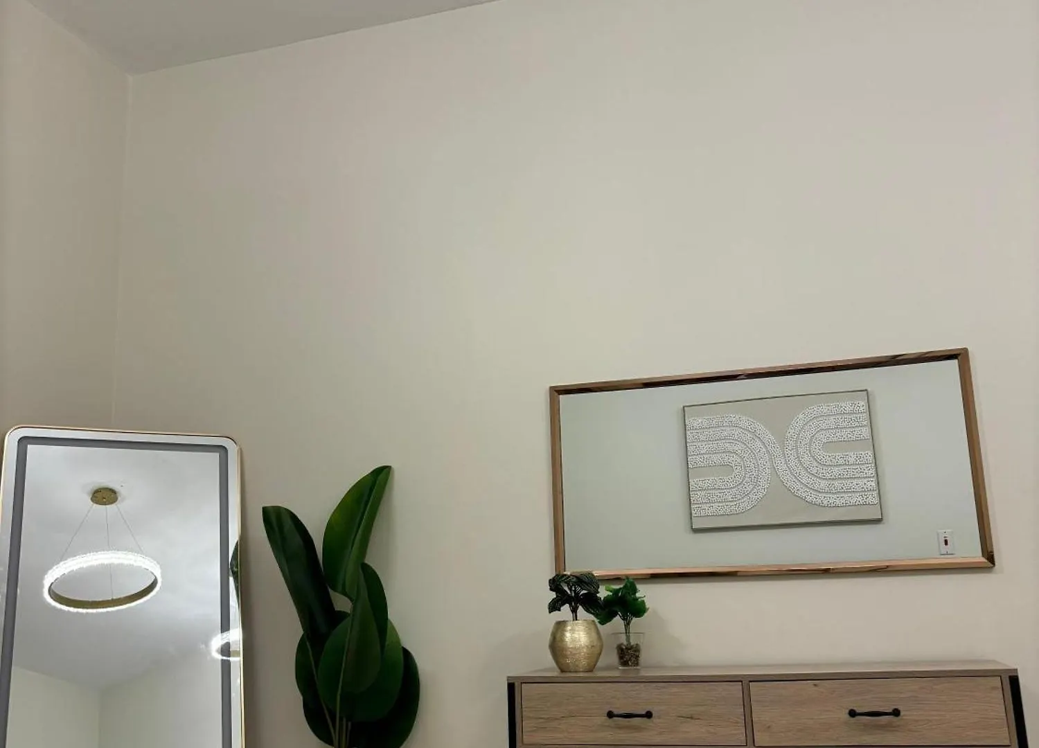 شقة غرفة وصالة رائعة وهادئة في المروج 10 Riyadh Apartment